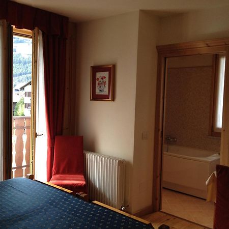 Meuble Cima Bianca Garni Hotel Bormio Exterior photo