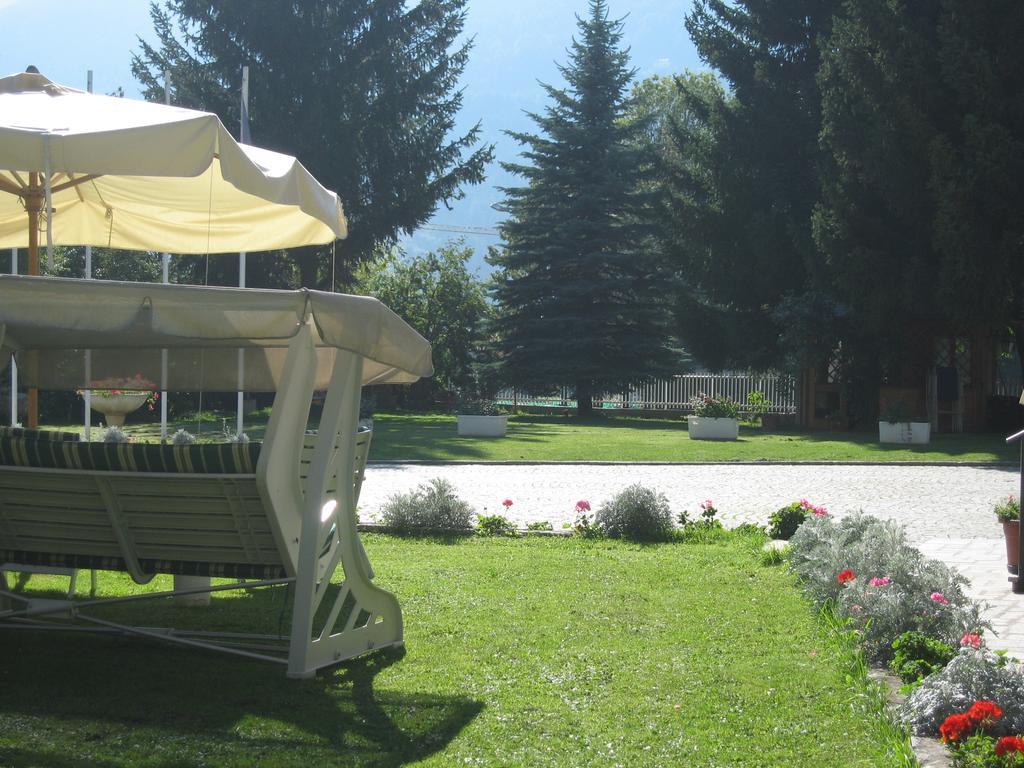 Meuble Cima Bianca Garni Hotel Bormio Exterior photo