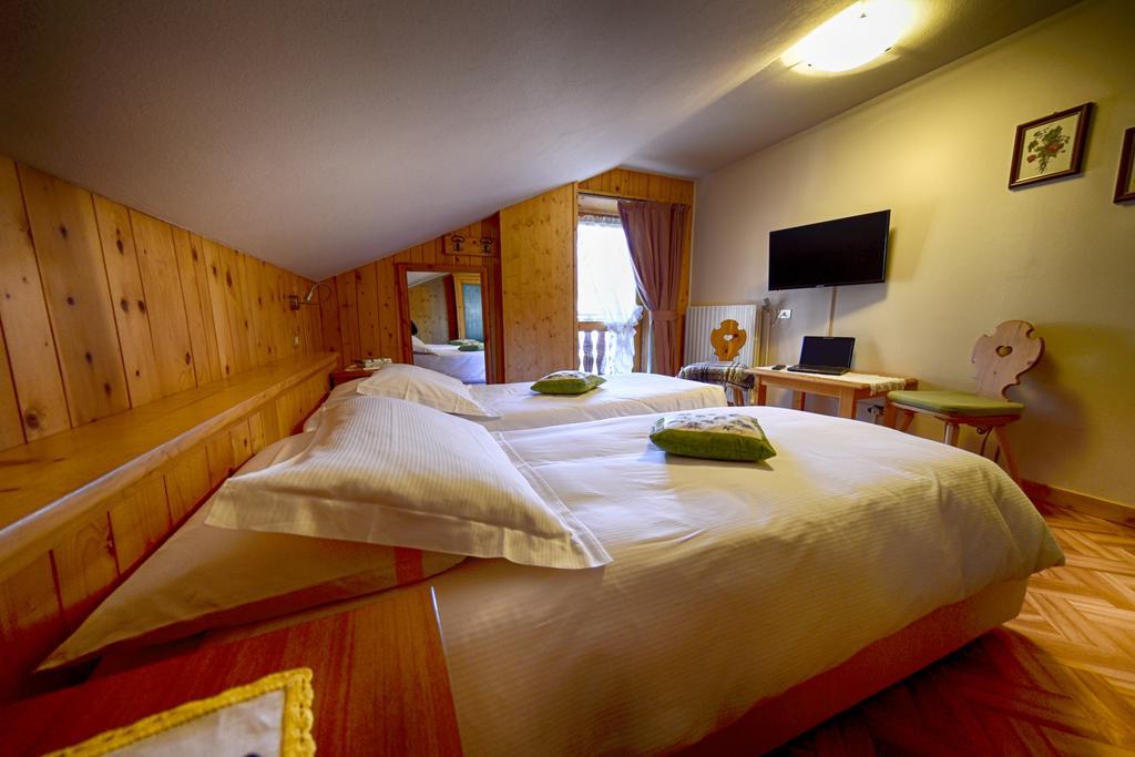 Meuble Cima Bianca Garni Hotel Bormio Exterior photo