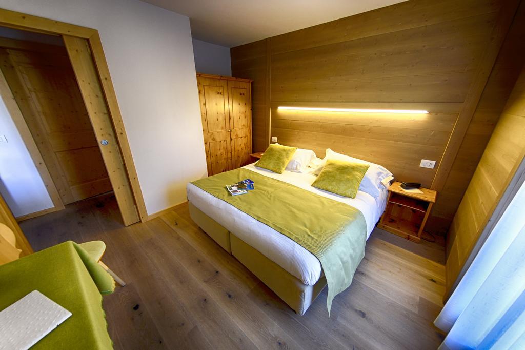Meuble Cima Bianca Garni Hotel Bormio Exterior photo