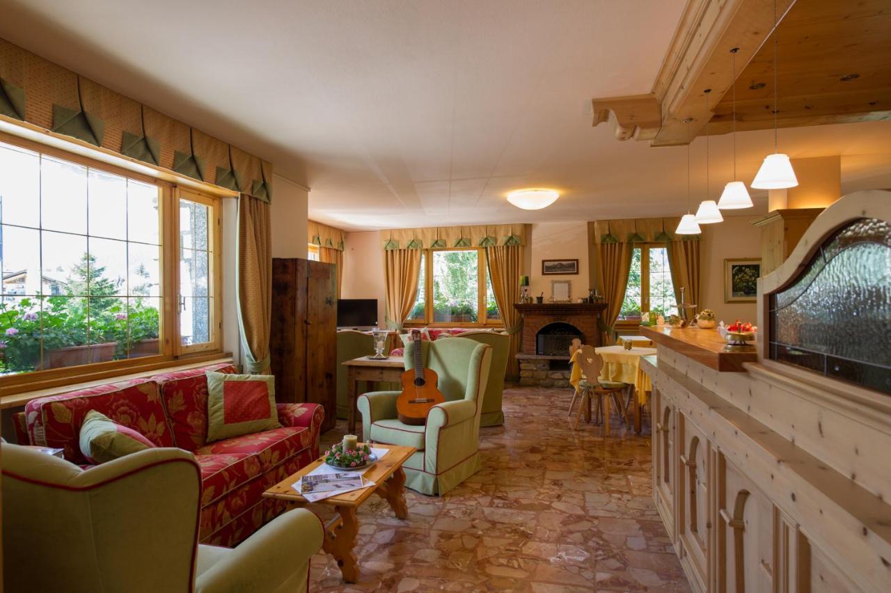 Meuble Cima Bianca Garni Hotel Bormio Exterior photo
